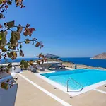 South Star Private Pool