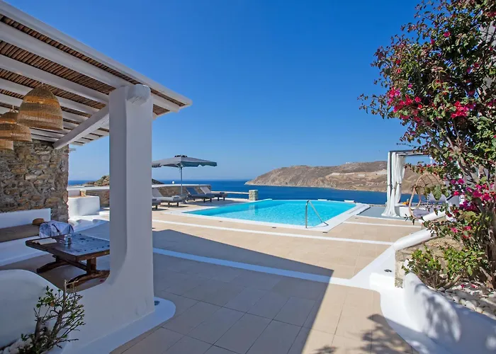 South Star Private Pool * Kalo Livadi