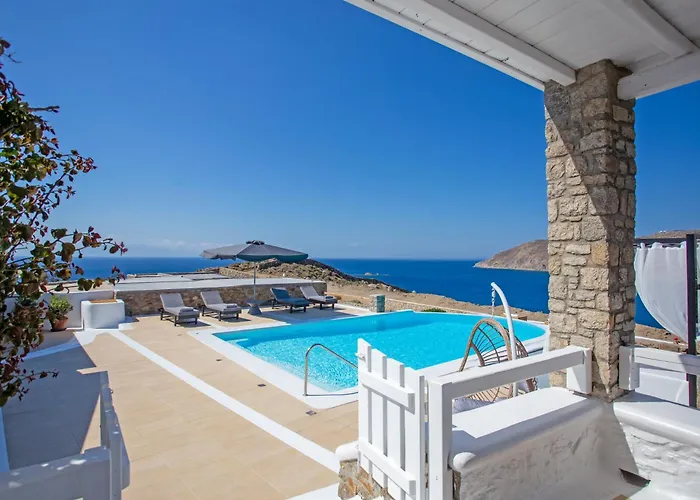 South Star Private Pool Вилла